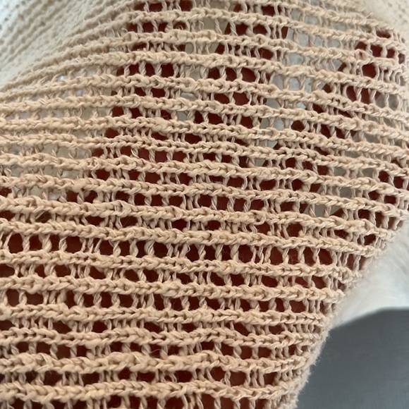 Billabong Crème Loose Knit Summer Top, 3/4 length. Super cute. - Picture 3 of 3